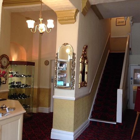 Grand Ash Hotel Llandudno Exteriör bild