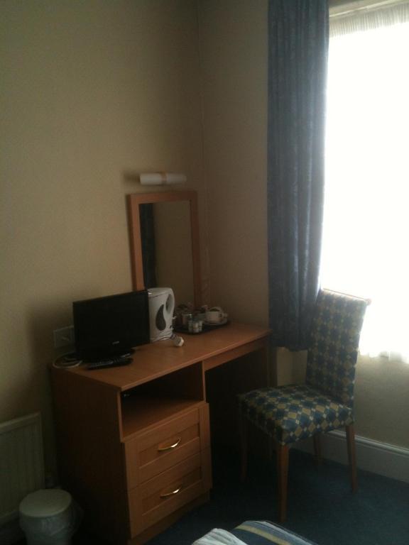 Grand Ash Hotel Llandudno Rum bild
