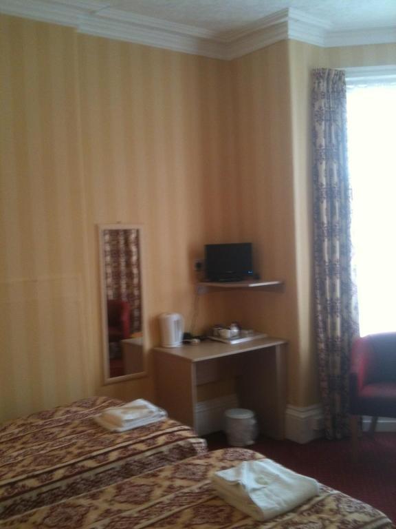 Grand Ash Hotel Llandudno Rum bild
