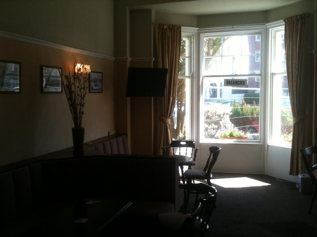 Grand Ash Hotel Llandudno Exteriör bild