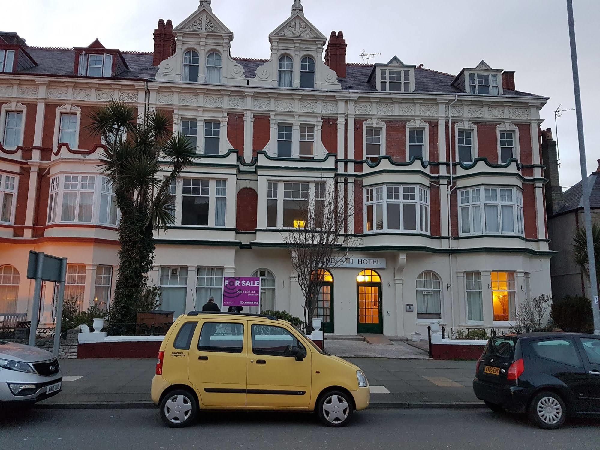 Grand Ash Hotel Llandudno Exteriör bild